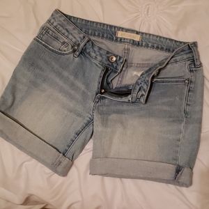 Mid length low rise Pacsun Bullhead denim shorts